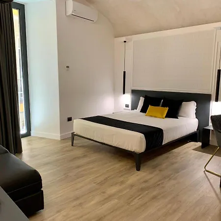 Toledo Boutique Rooms Napels Buitenkant foto
